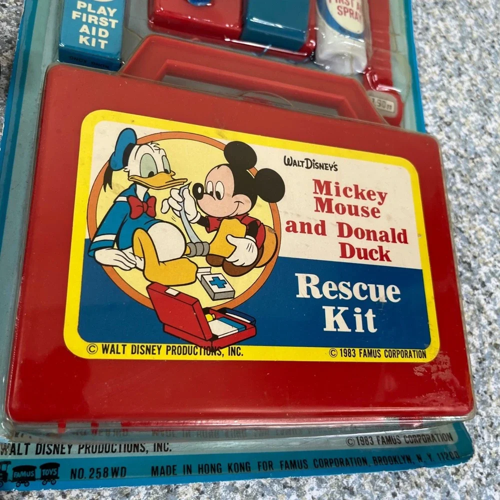 Vintage 1983 Disney Mickey Donald Duck Rescue Kit Famus 258WD Sealed NOS